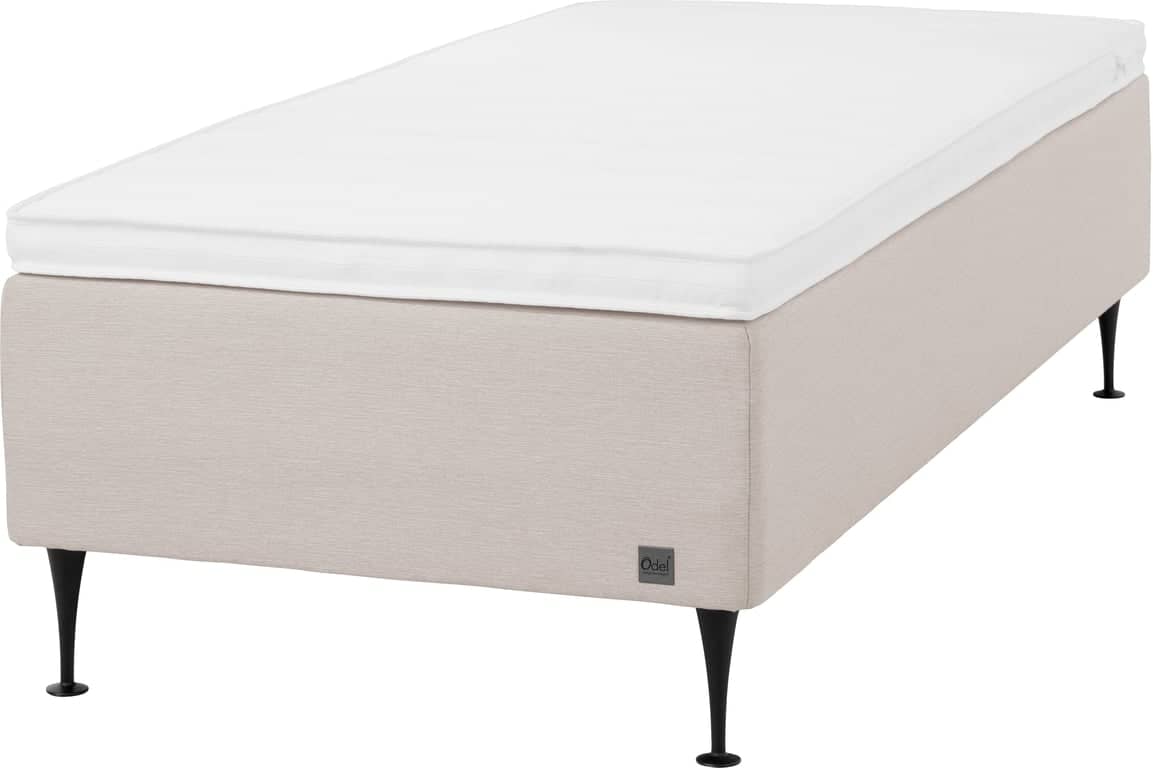 Odel® Foss rammeseng 75x200 - Tekstil Dovre Kritt, medium liggekomfort, inkludert Odel 35 overmadrass og sengeben - Produktbilde